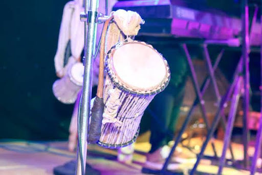 How to Record Talking Drum for Music Production (Everything you need)
